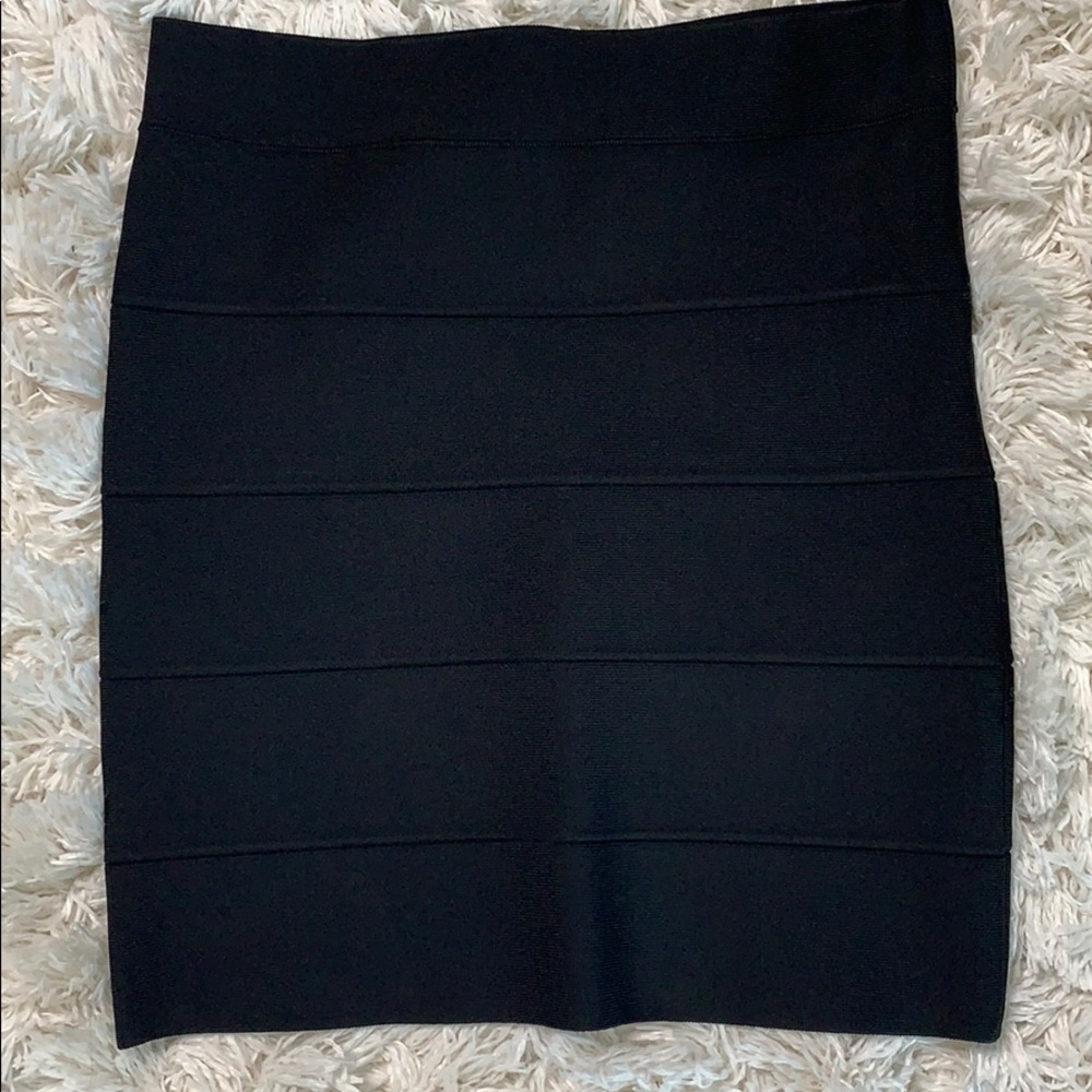 BCBG bandage black skirt size L